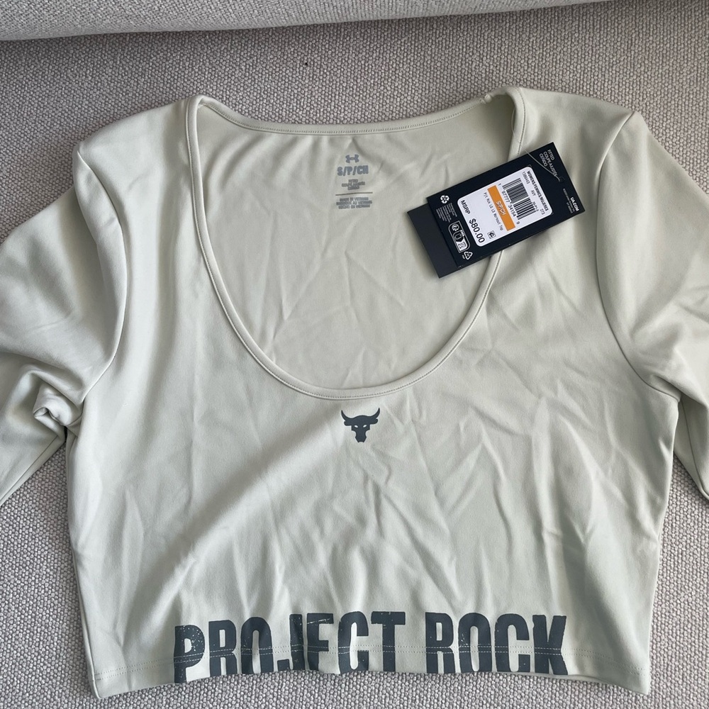 Project Rock - Under Armour workout top